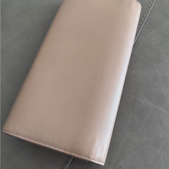 Yves Saint Laurent Gold Logo Beige Clutch - Picture 6 of 9